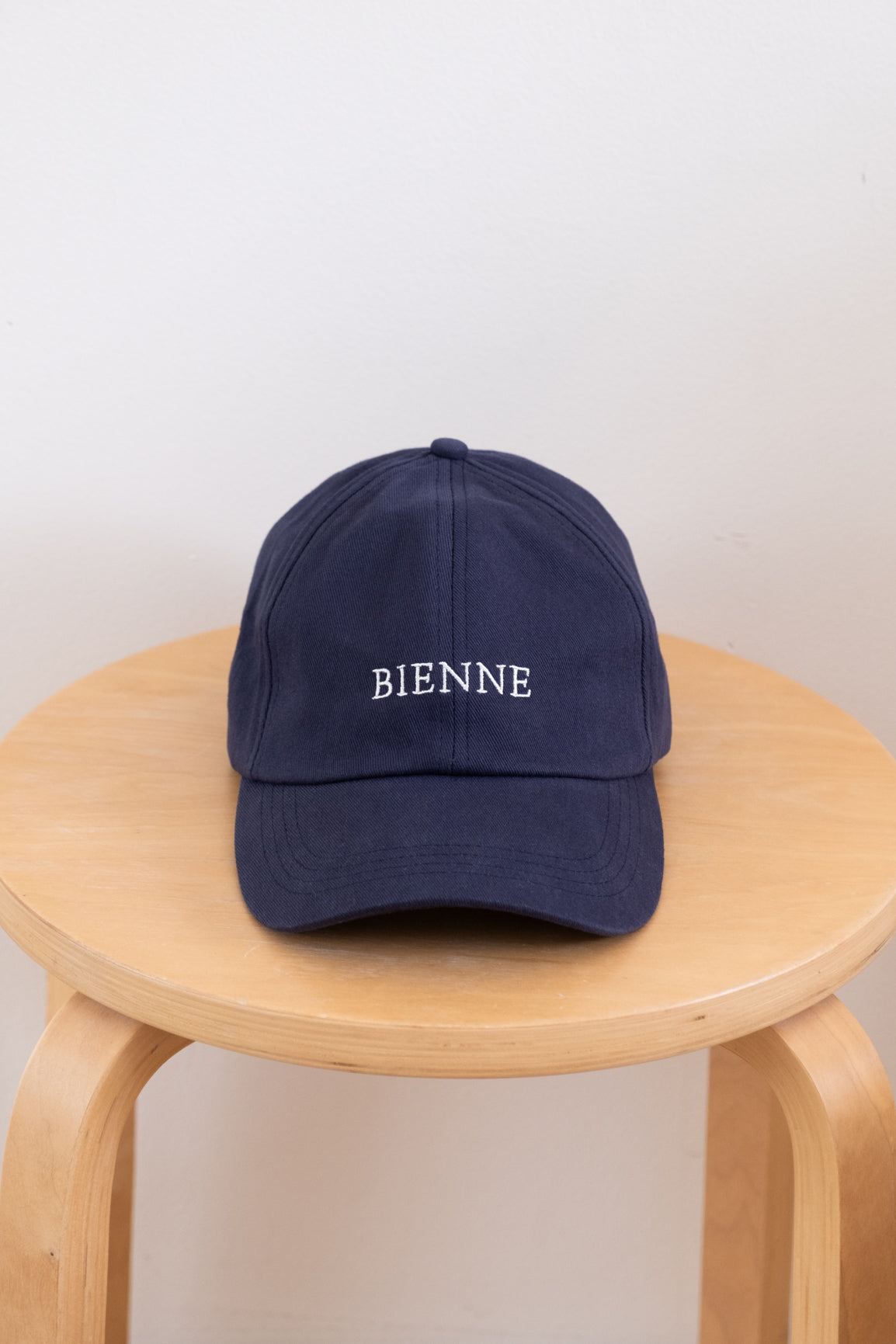 bienne-hat-navy-front